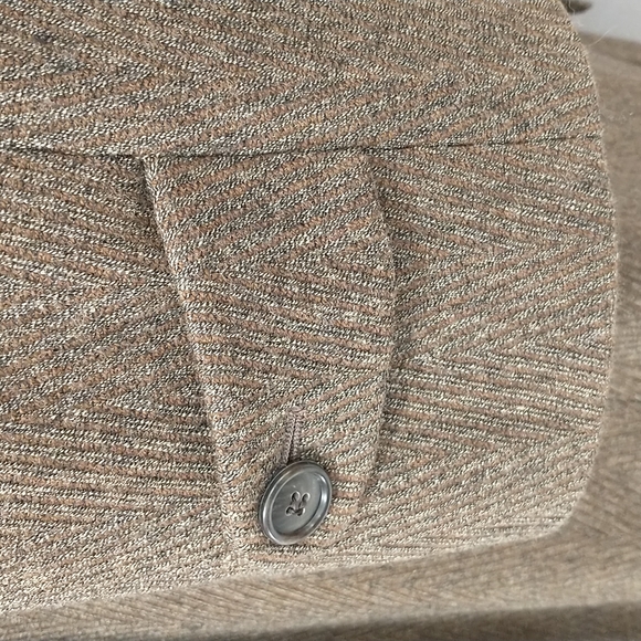 Cardinal of Canada Wool Belted Trench Coat High Quality Classic 40s Style Excelt - Picture 6 of 14